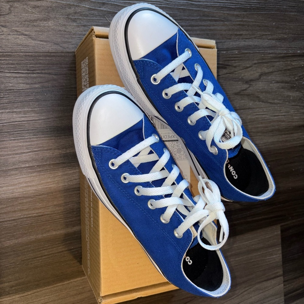 Blue Converse platform sneakers